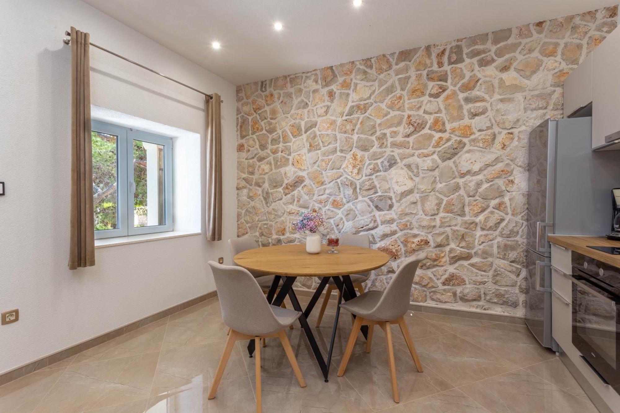 Apartment Zastupac 8761A Hvar Town Exterior foto