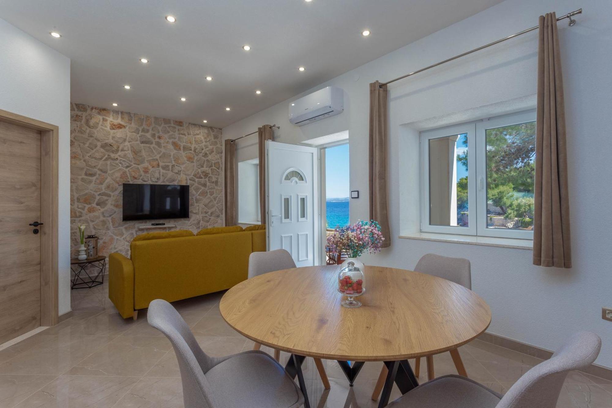 Apartment Zastupac 8761A Hvar Town Exterior foto